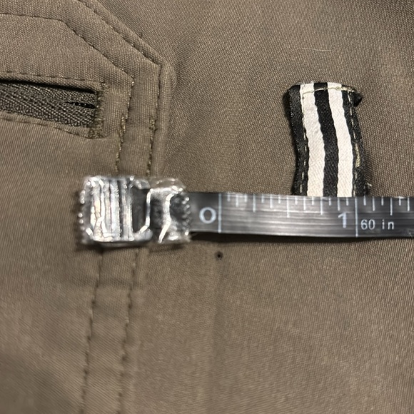 Eddie Bauer Rainer Shorts - Picture 11 of 11